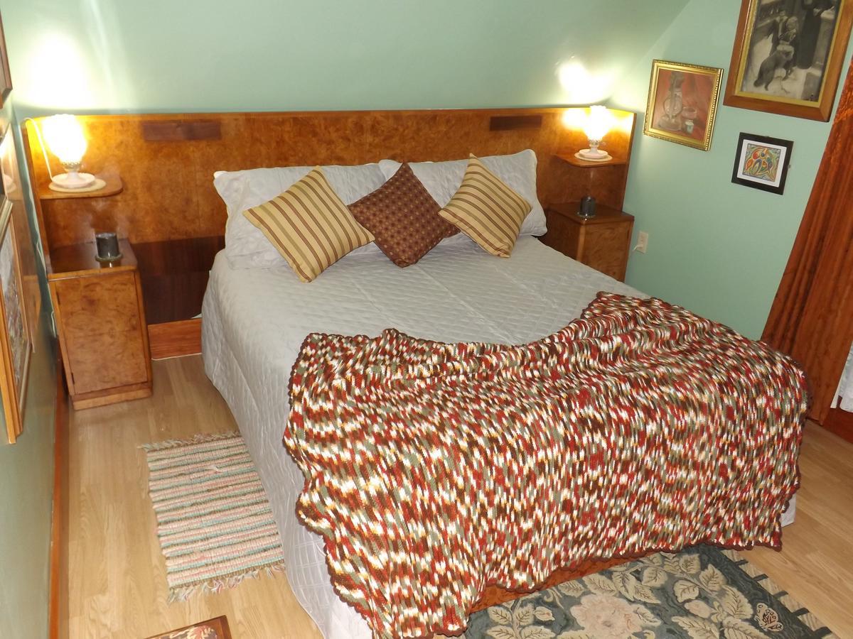 Green Gay Bulls Bed And Breakfast Vernon Bridge Exterior photo
